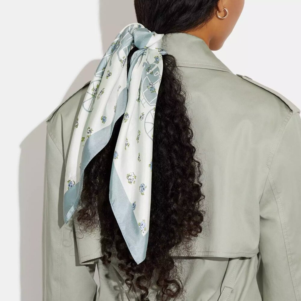 NWT - COACH Horse And Carriage Tea Rose Print Silk Bandana Scarf - Light Sage - Picture 2 of 2